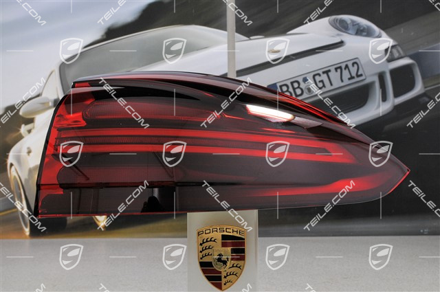 Rear light, outer, facelift, Black, R Rear light, outer, facelift, Black, R