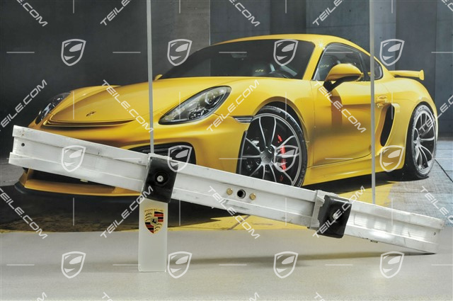 Rear bumper support rail, USA/Canada Version Rear bumper support rail, USA/Canada Version