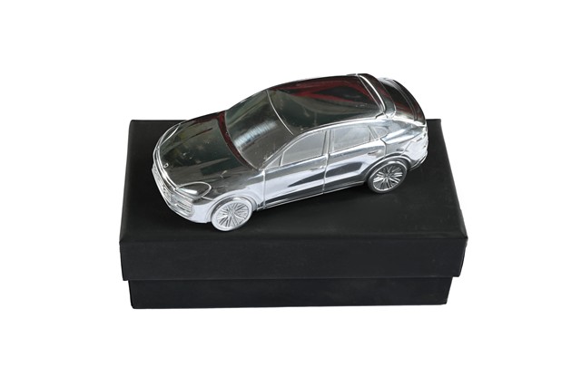Porsche Cayenne Turbo Coupé - Model samochodu / przycisk do papieru