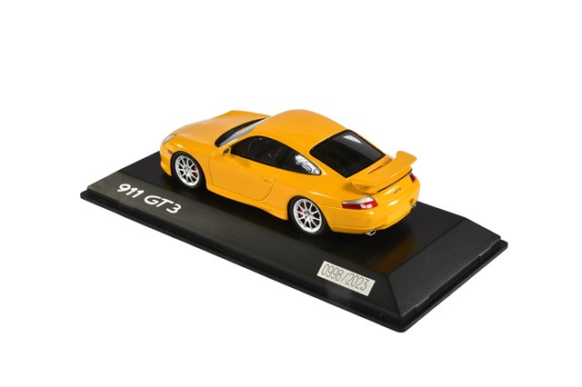 Porsche 911 996.1 GT3, speed yellow/black, Spark, scale 1:43